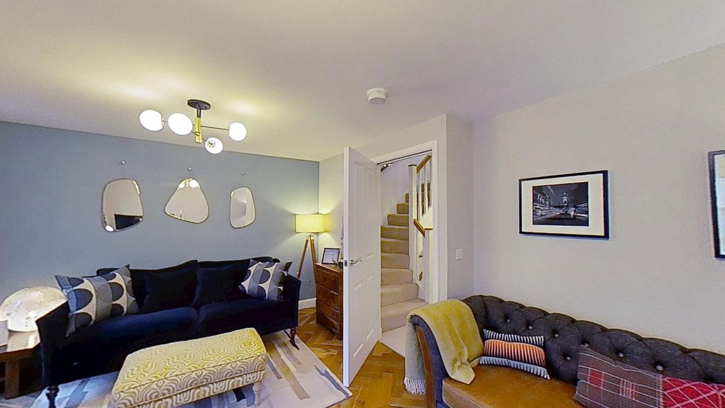 Property photo 3 of 28 Photo 3