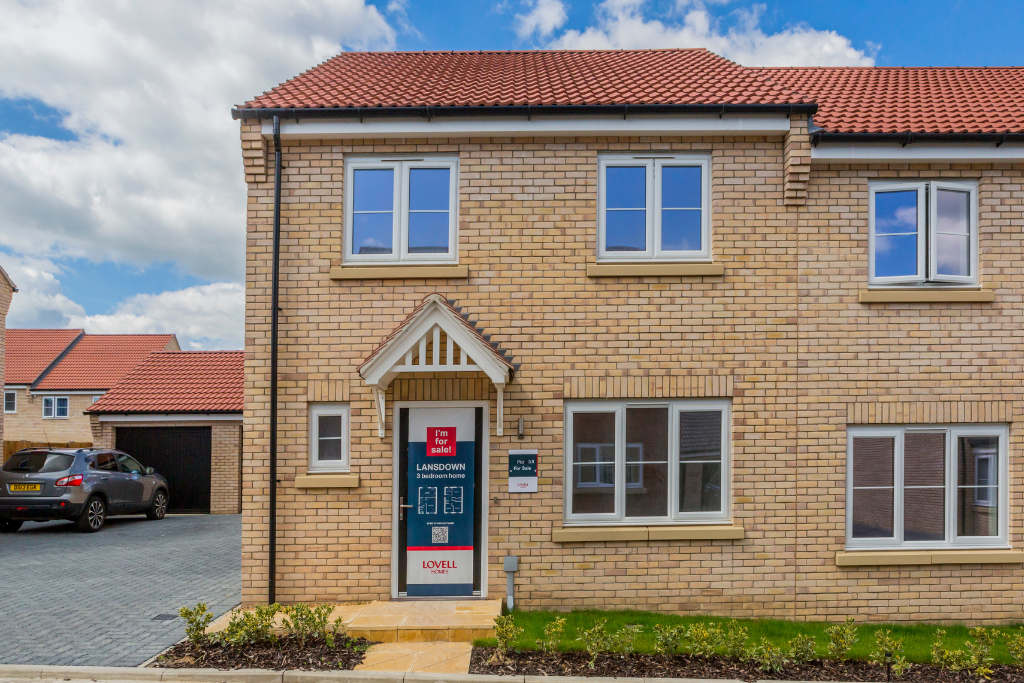 Property photo 2 of 12