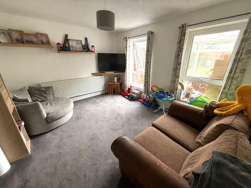 Property photo 2 of 14