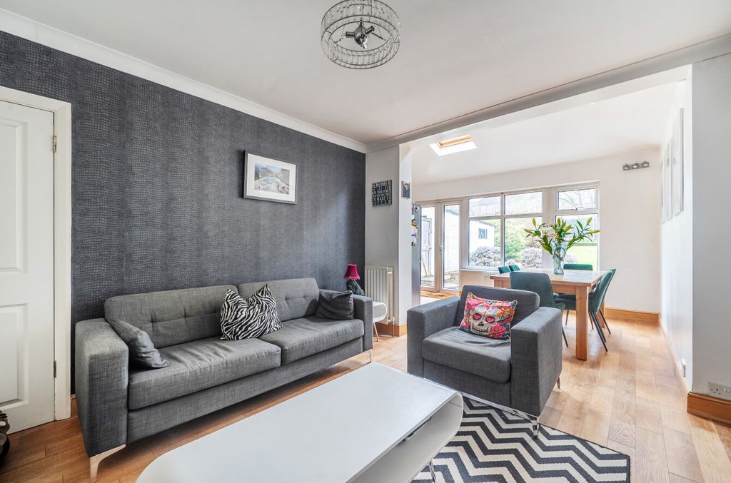 Property photo 3 of 21 1416781-13-69975F...