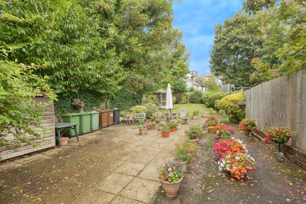 Property photo 3 of 14 Photo