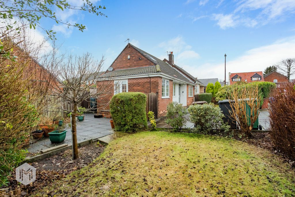 Property photo 2 of 23 Picture No. 24