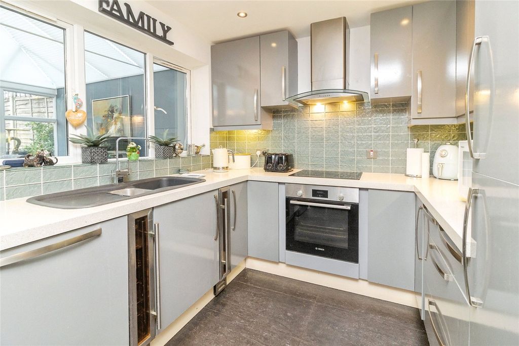 Property photo 3 of 18 Picture No. 46