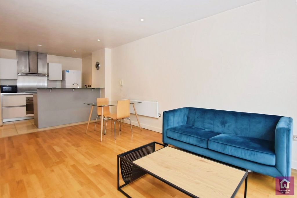 Property photo 3 of 15 Picture No. 37