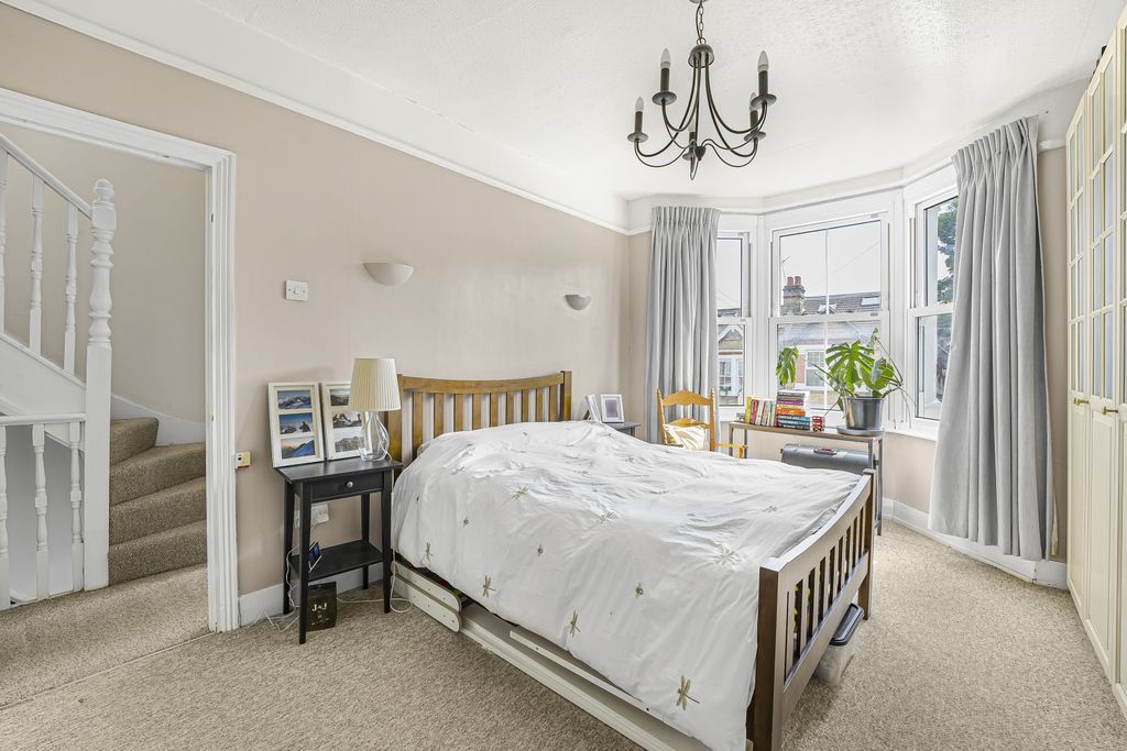 Property photo 3 of 12 Dsc06588