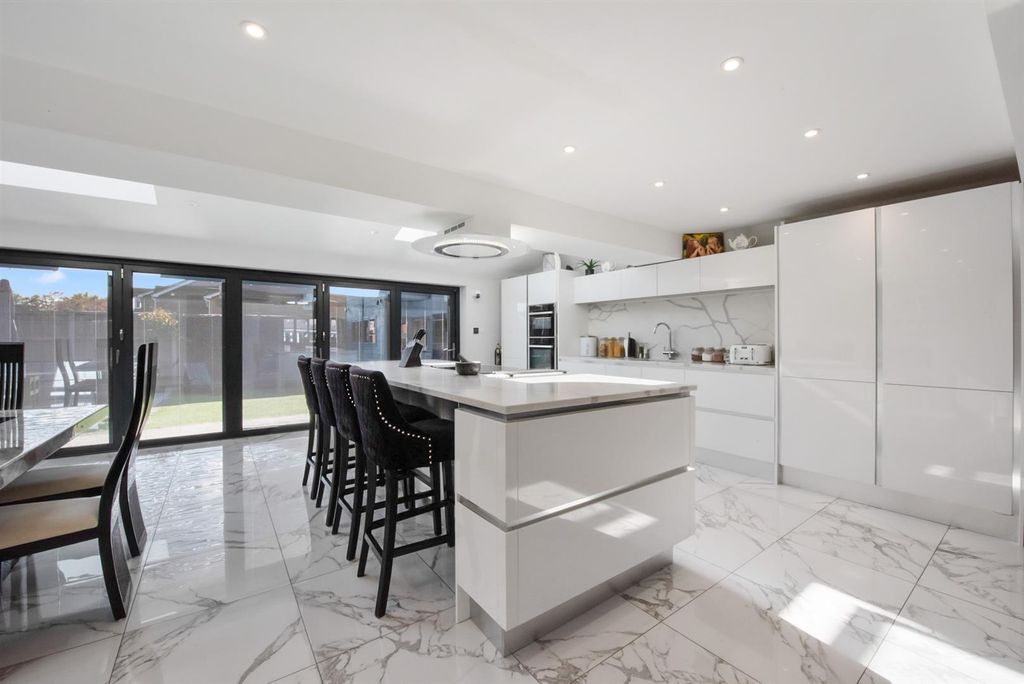 Property photo 2 of 20 Dsc_1802.Jpg