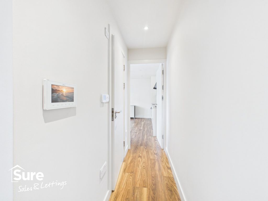 Property photo 2 of 14 5216313