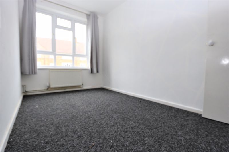 Property photo 3 of 10 Photo 6