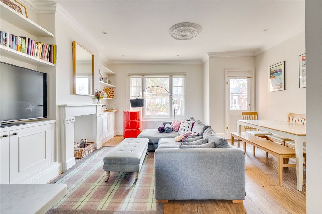 Property photo 1 of 17 Picture No. 08