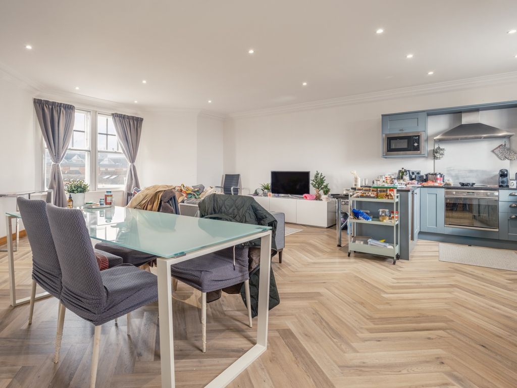 Property photo 1 of 7 3707031