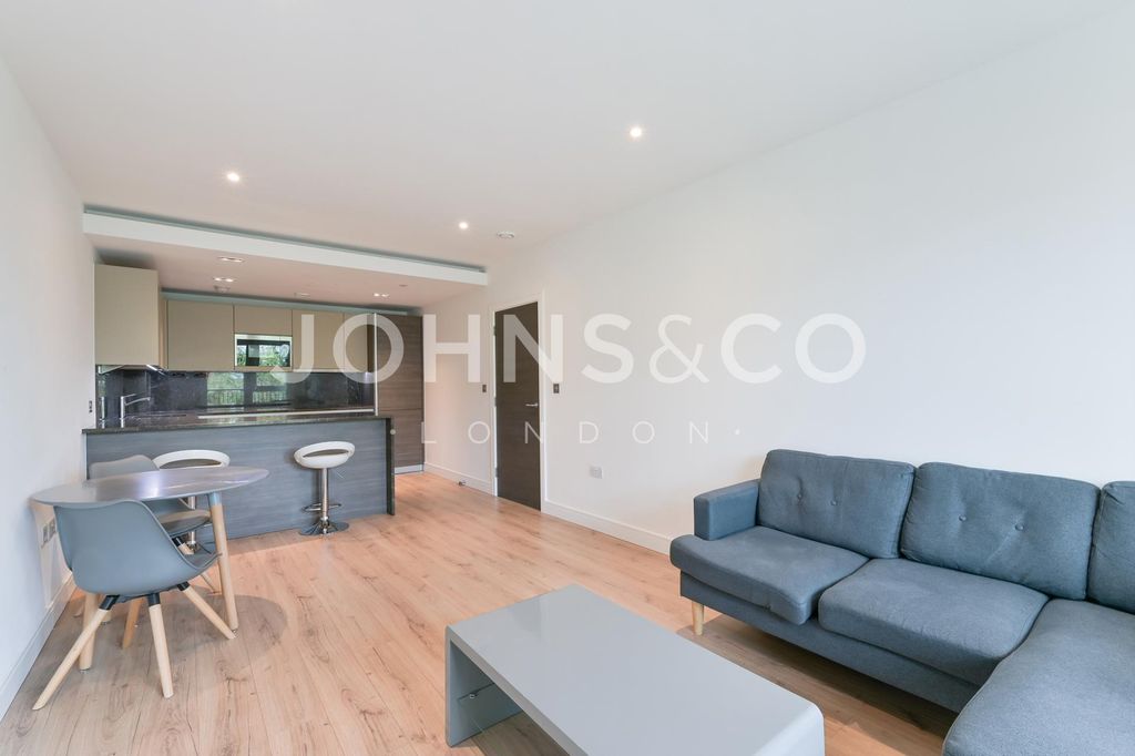 Property photo 3 of 9