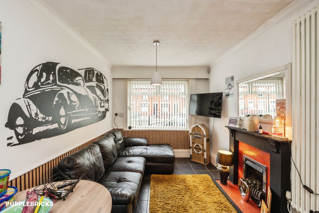 Property photo 2 of 24