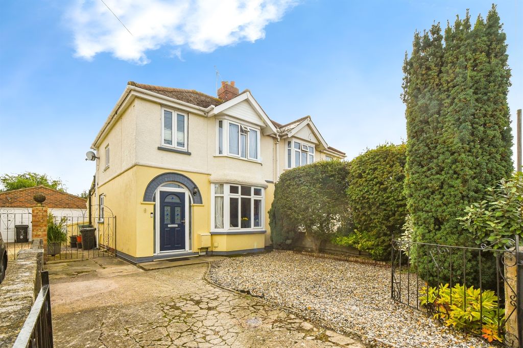 Property photo 1 of 13