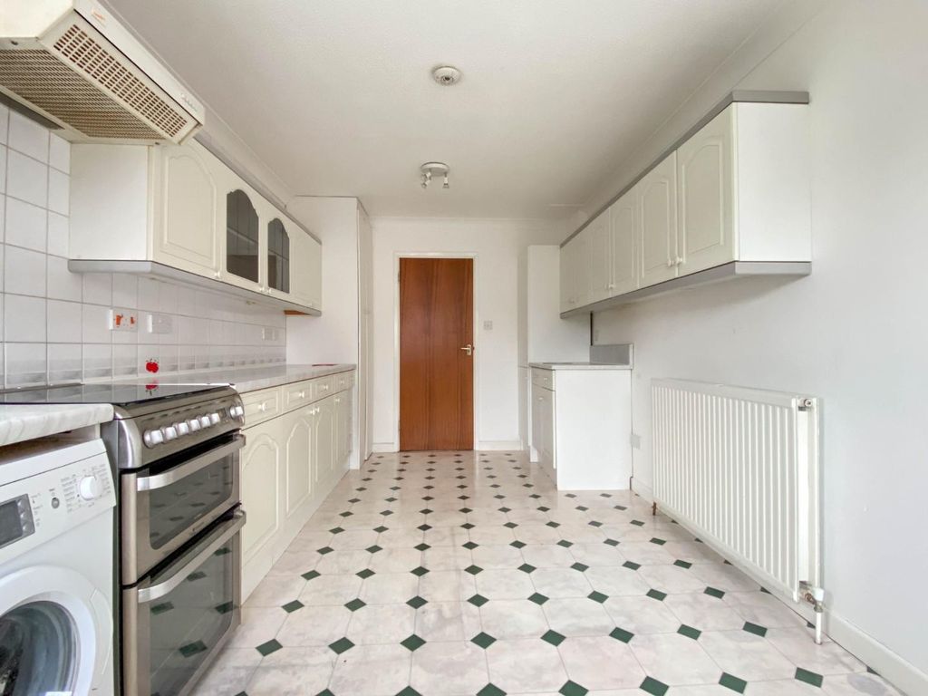 Property photo 3 of 16 Image00013.Jpg