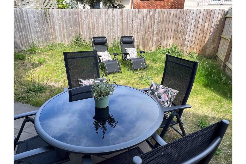 Property photo 1 of 22