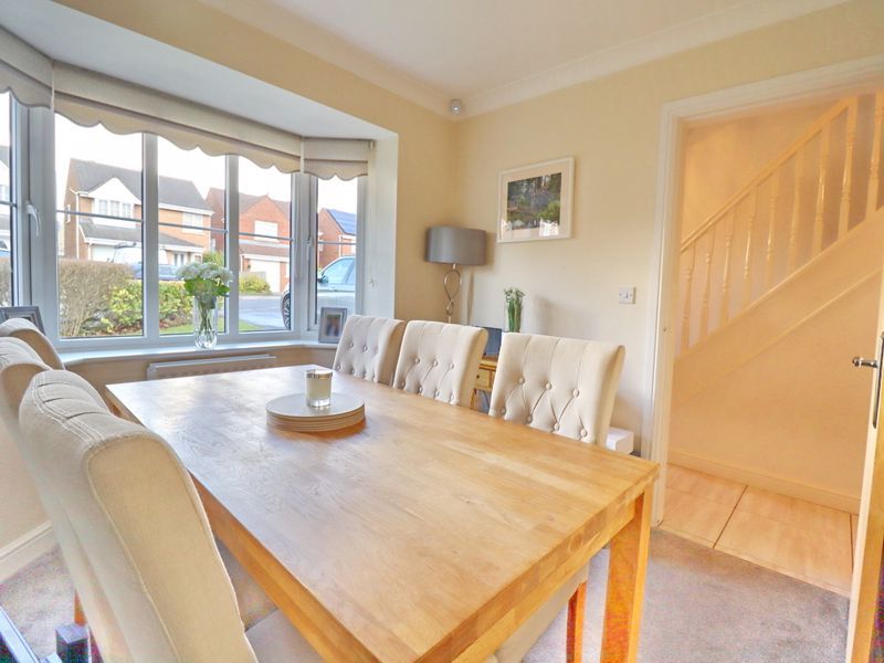 Property photo 3 of 27 Dining Room