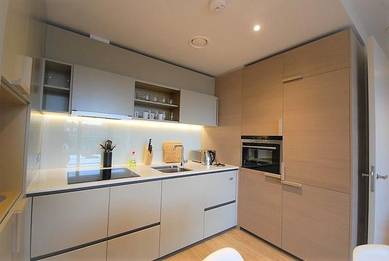 Property photo 2 of 7 Kitchen