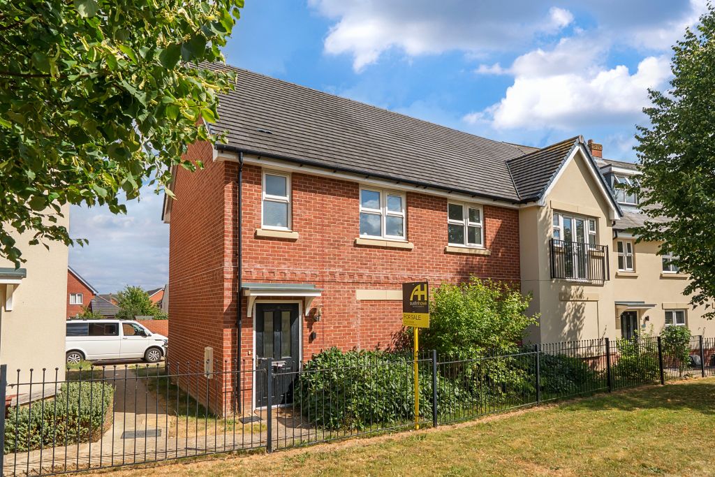 Property photo 1 of 8