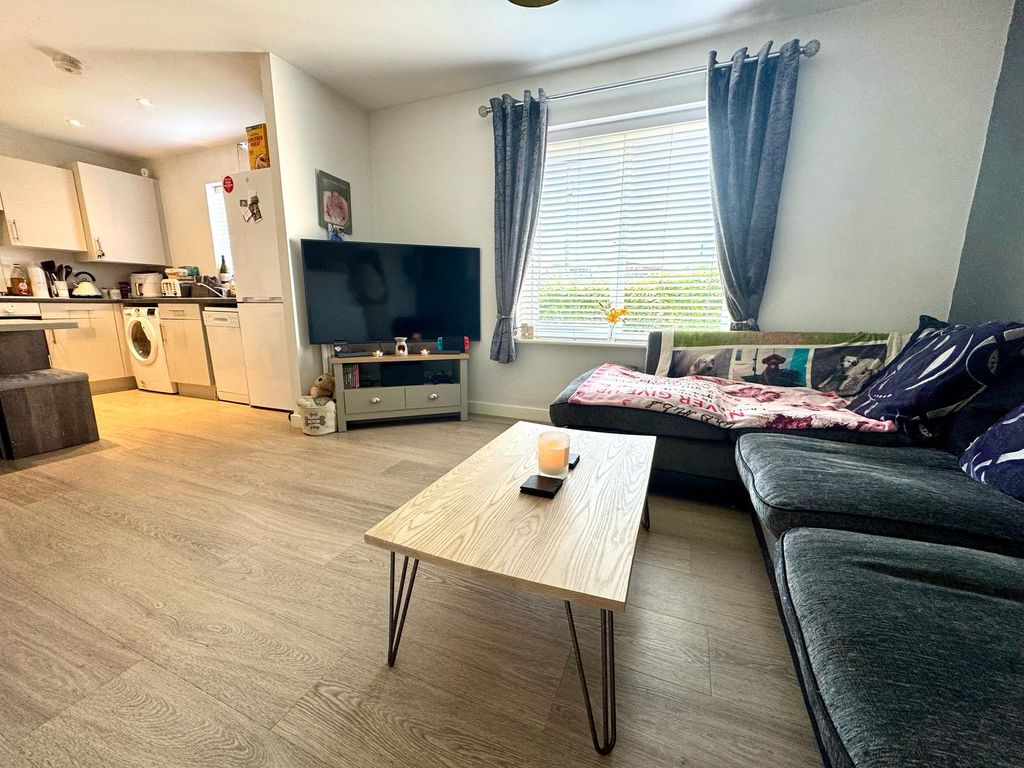Property photo 3 of 11 Open Plan Living Room/Kitchen