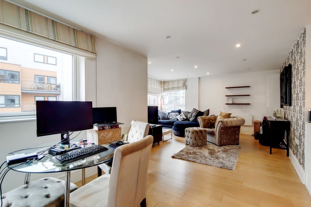 Property photo 1 of 15