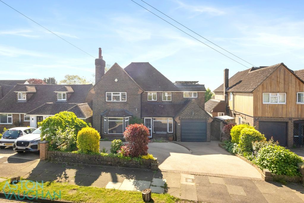 Property photo 1 of 29 4961961