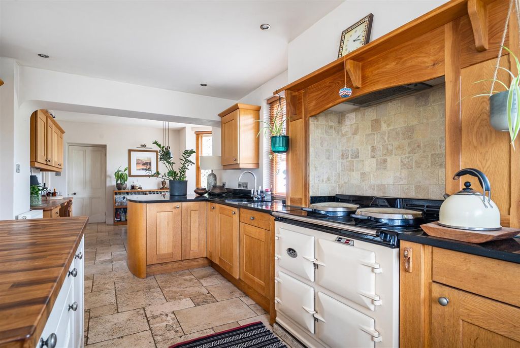 Property photo 3 of 28 1472863 (22).Jpg