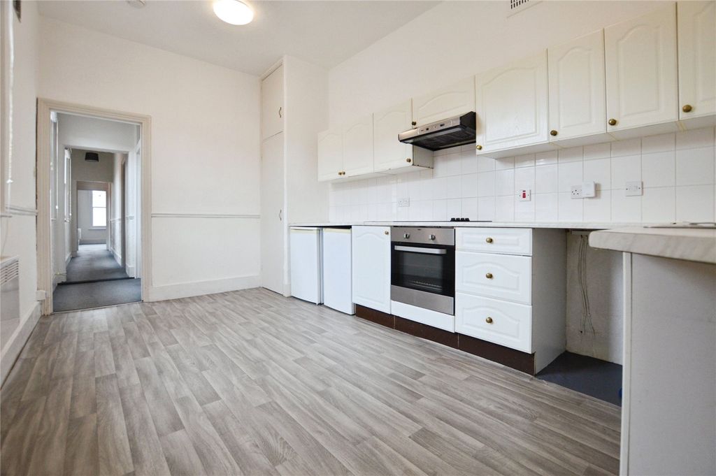 Property photo 3 of 10 Picture No. 10