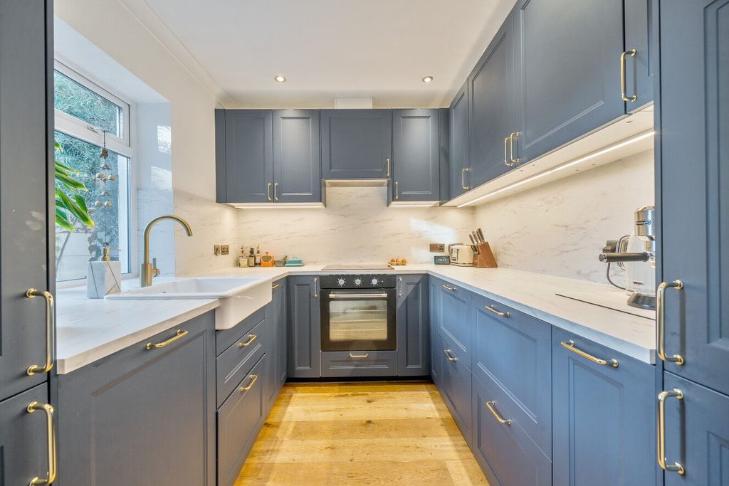 Property photo 3 of 28 Picture No. 20