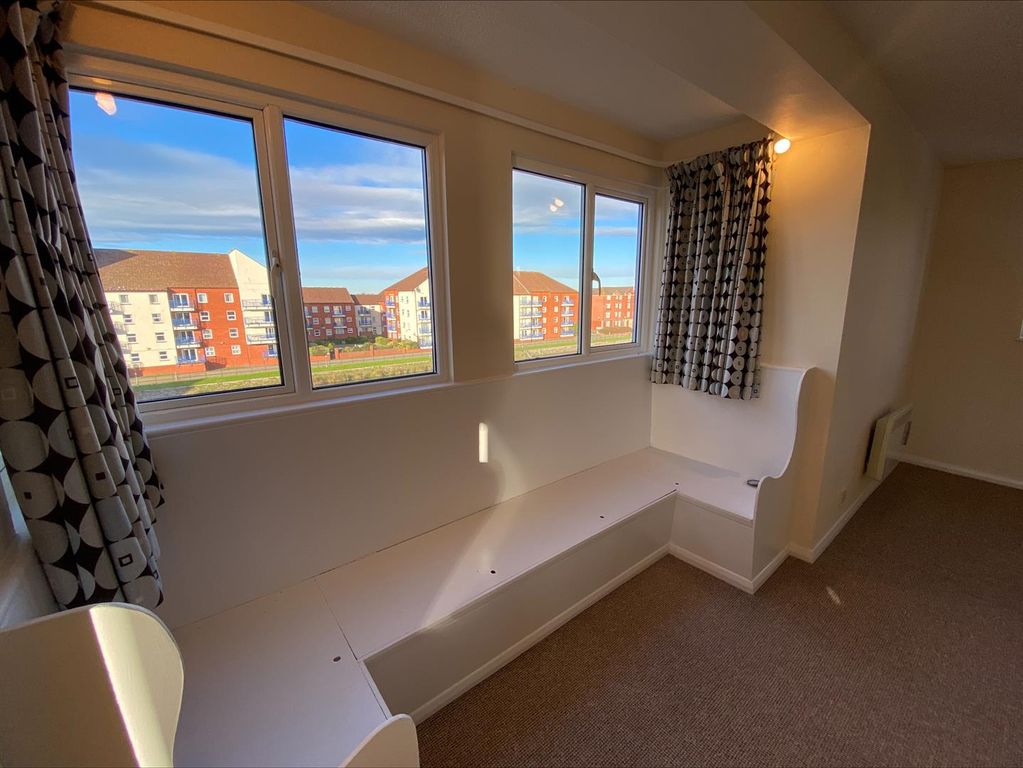 Property photo 2 of 9 10.Jpeg