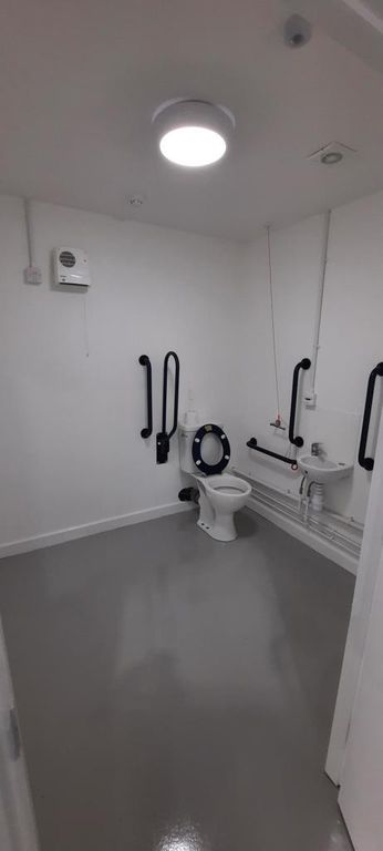 Property photo 2 of 8 Photo 12