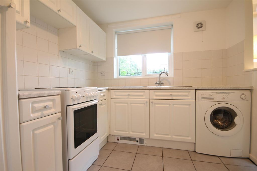 Property photo 2 of 7 2.Jpg