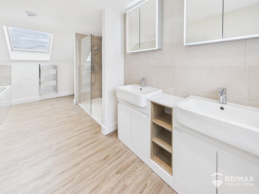 Additional image 5 of 4 bed detached house for saleOakley Gardens, Little Oakley, Harwich CO12