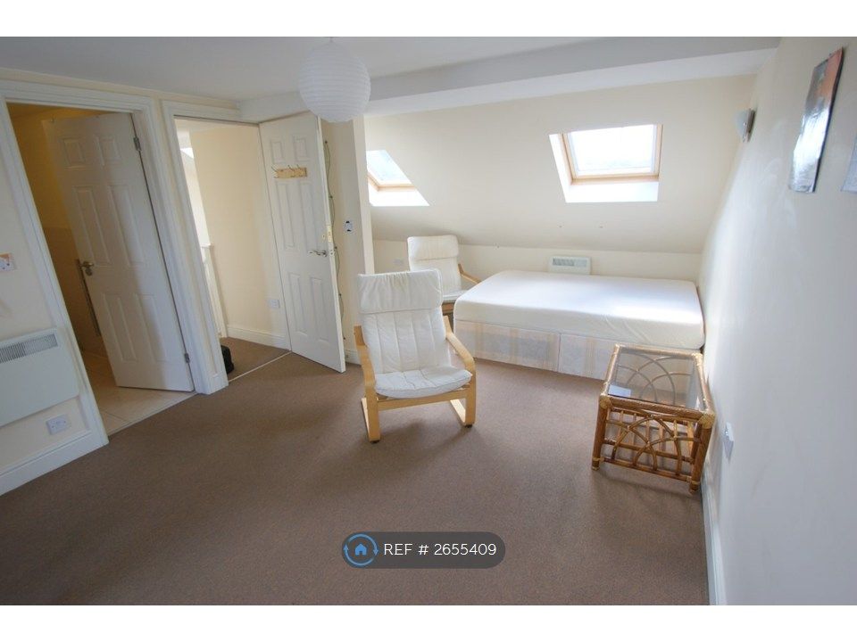 Property photo 1 of 5