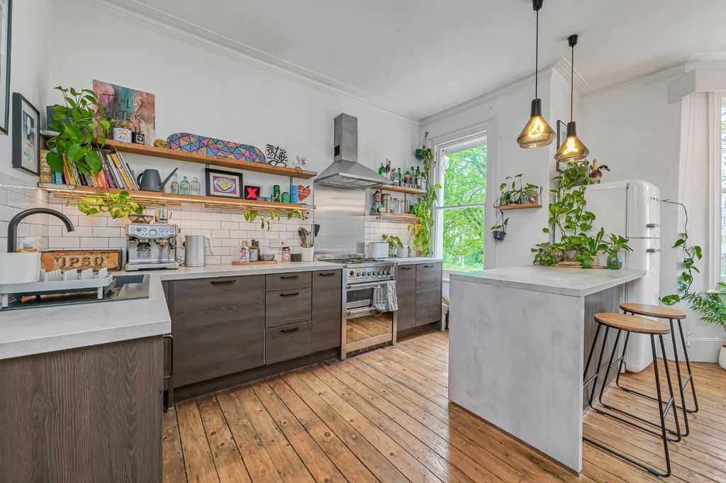 Property photo 1 of 14 Picture No. 13