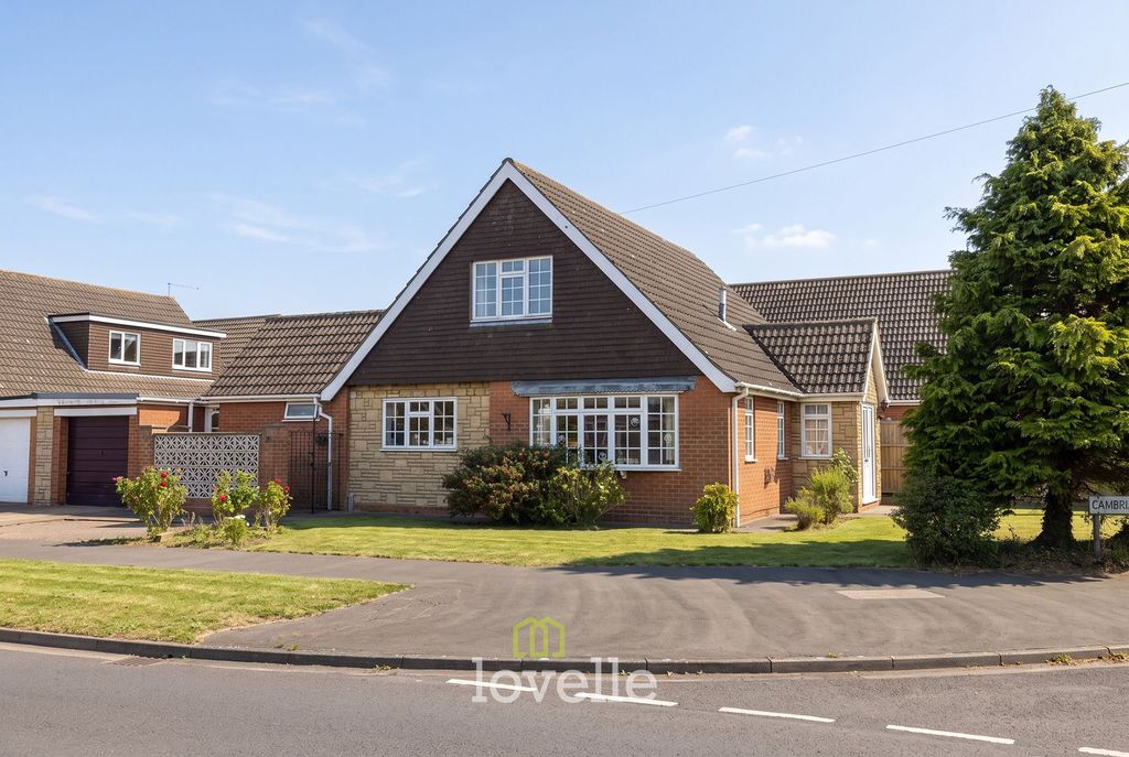 Property photo 1 of 26