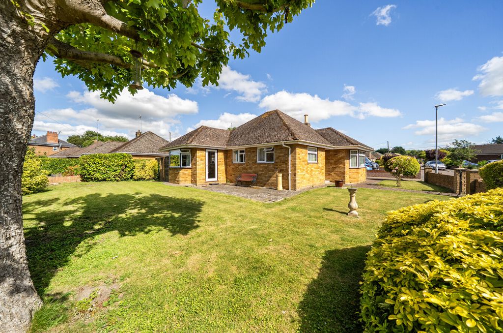 Property photo 1 of 12 14783665