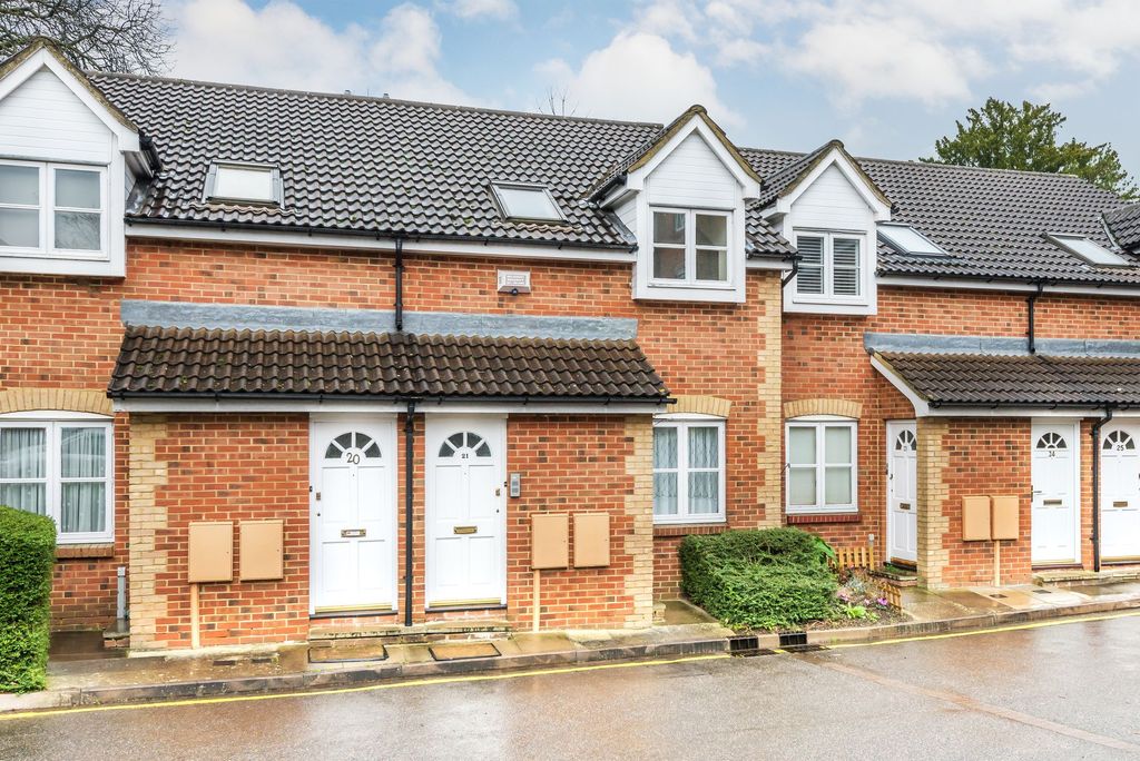 Property photo 1 of 6