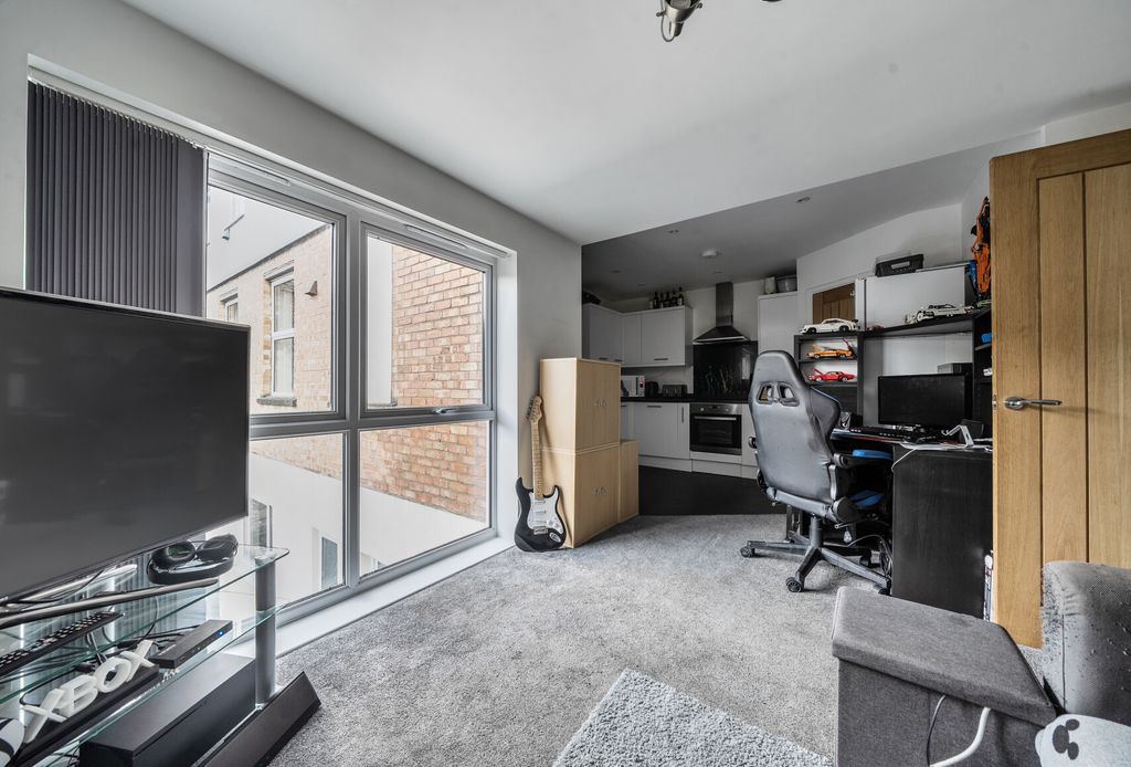 Property photo 2 of 11 Picture 2