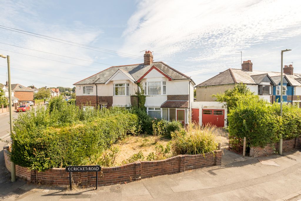 Property photo 1 of 8