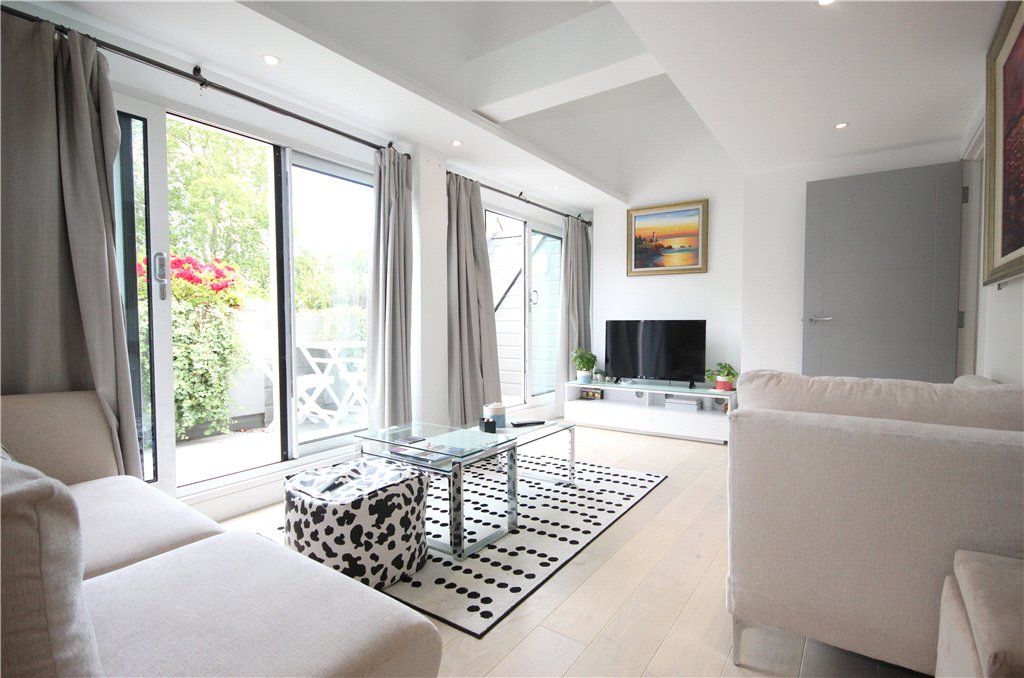 Property photo 2 of 17 Reception Room