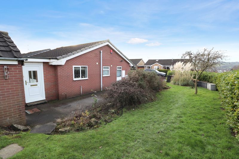 Property photo 3 of 28 Side Elevation