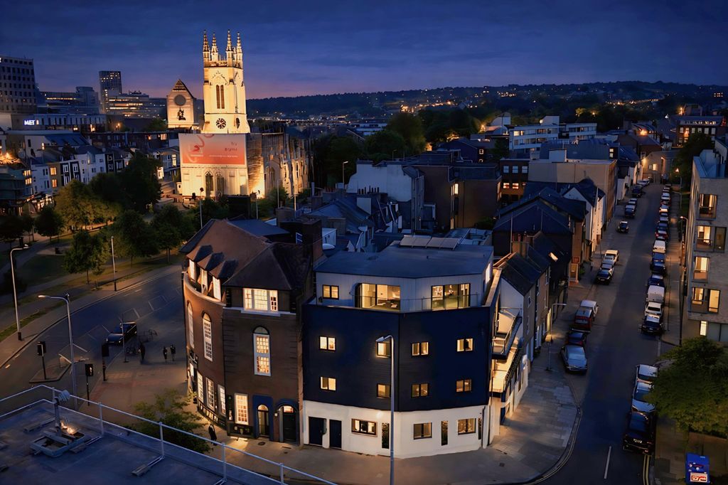 Property photo 1 of 18 5086791