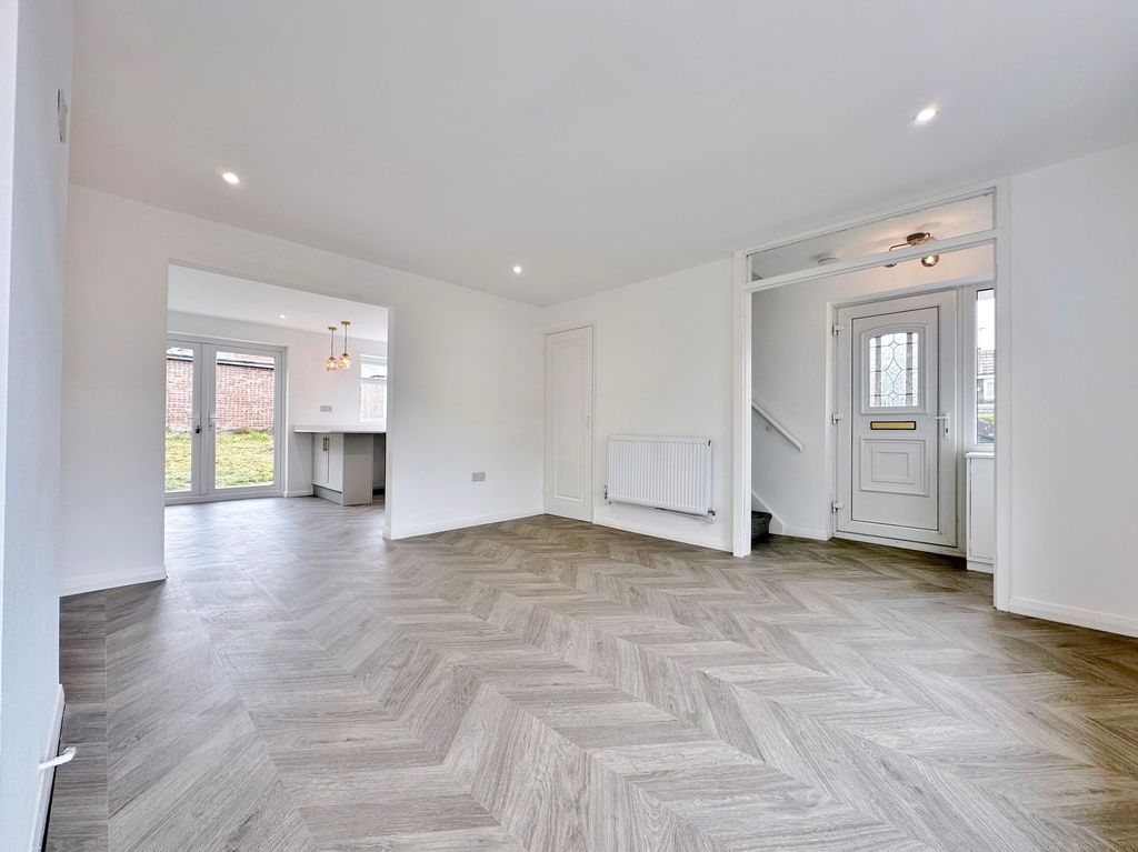 Property photo 3 of 20 Photo 3