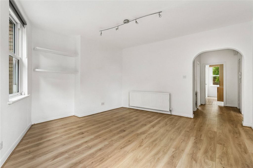 Property photo 1 of 13 Picture No. 12