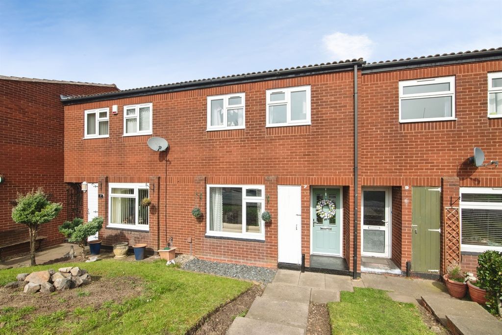 Property photo 2 of 20