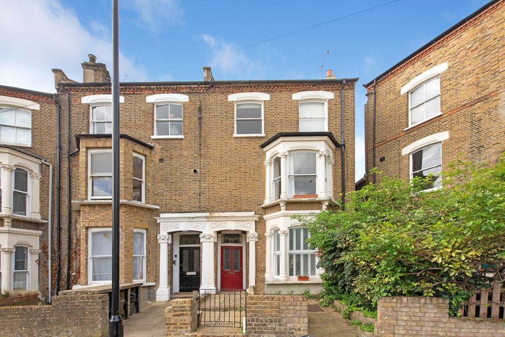 Property photo 1 of 7