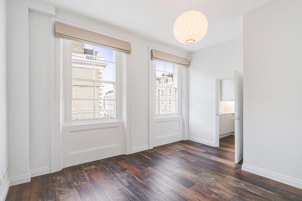 Property photo 3 of 12 Image