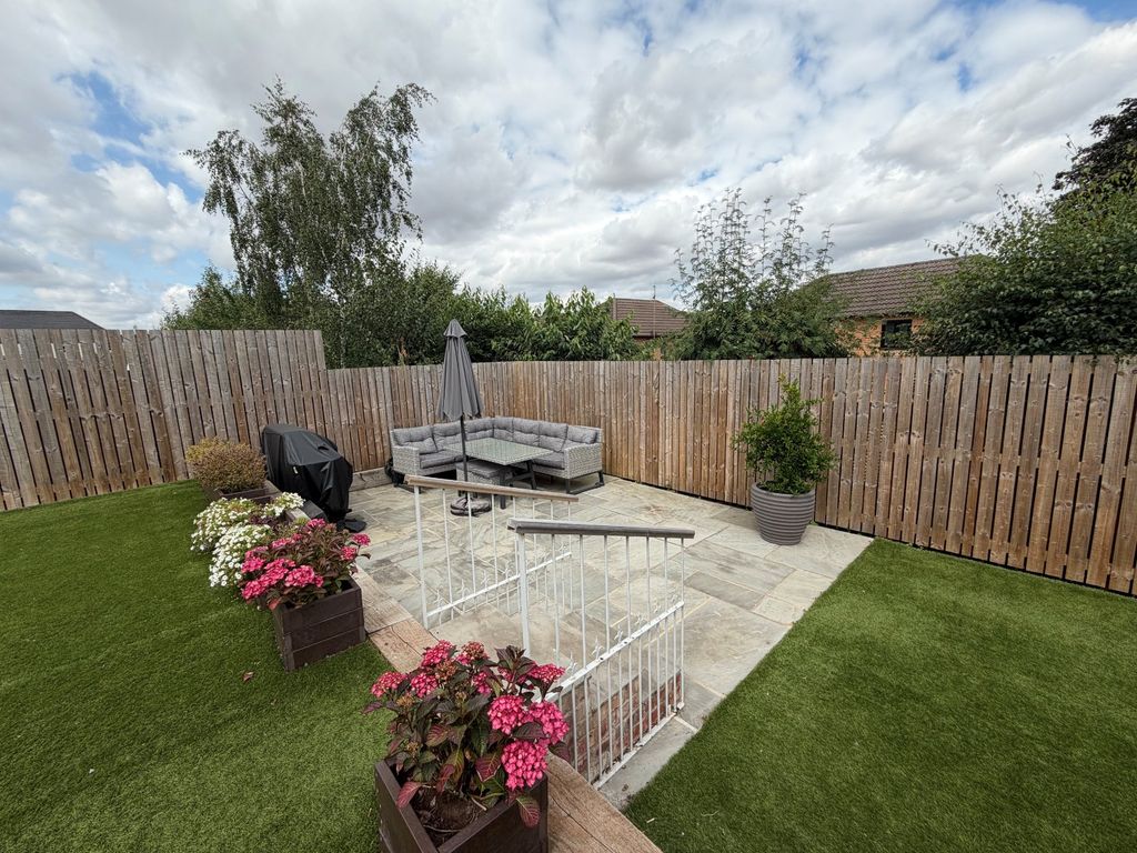 Property photo 2 of 16 Picture No. 01