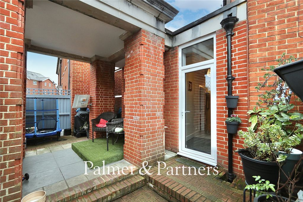 Property photo 2 of 22 Picture No. 47