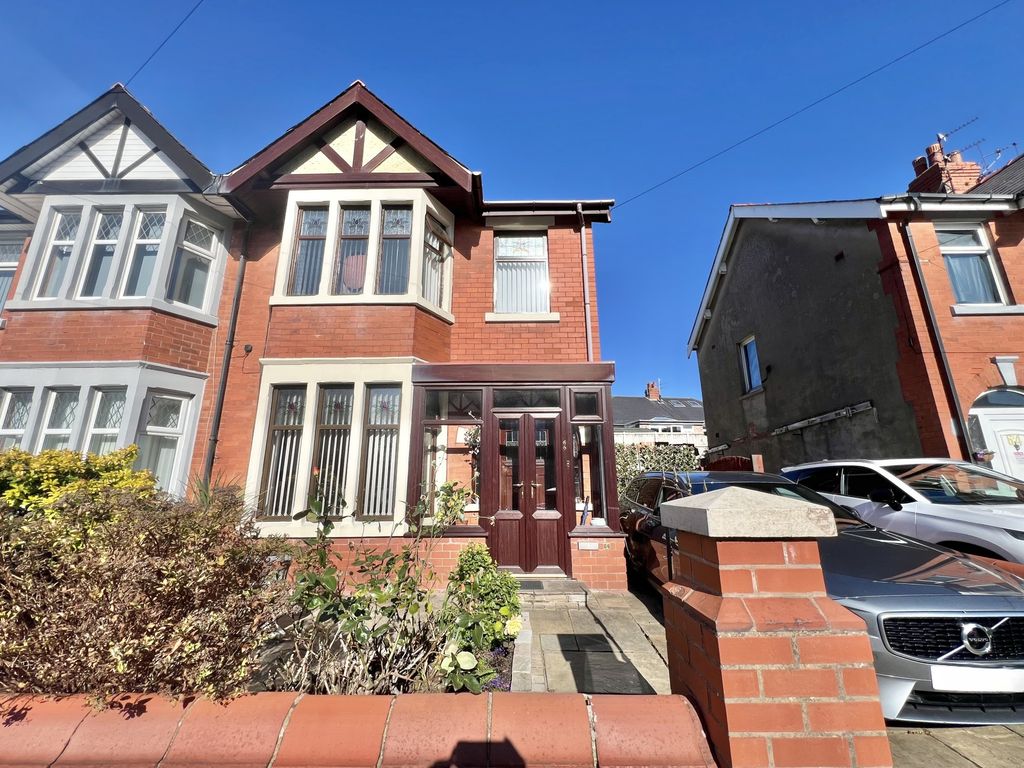 Property photo 1 of 20